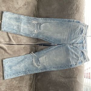 American Eagle 90’s Boyfriend Jeans
